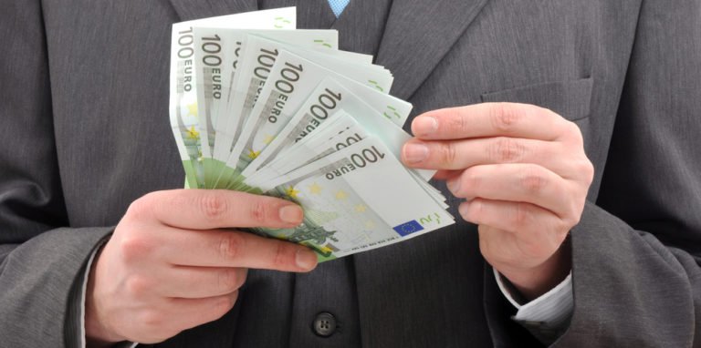 Bessere Bezahlung dank mangelnder Loyalität?