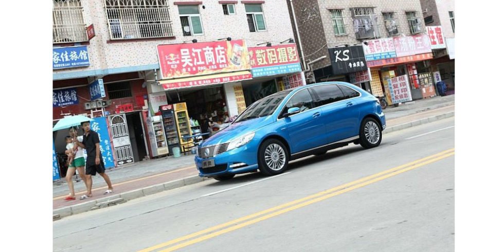 In China läuft ein Elektro-Benz 400 km weit. Warum?