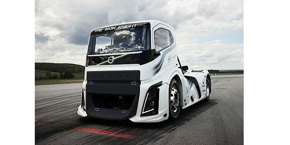 Der Schnellste Lkw Der Welt Volvo-Truck Iron Knight ist der schnellste Lkw der Welt