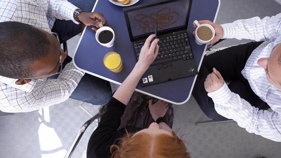 Präsenzpflicht oder feste Arbeitsplätze im Büro sind Auslaufmodelle.