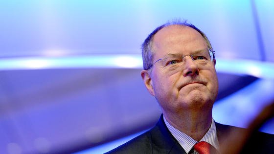 Die SPD, mit Kanzlerkandidat Peer Steinbrück an der Spitze, wirbt im Bundestagswahlkampf für eine Erhöhung der Einkommenssteuern.