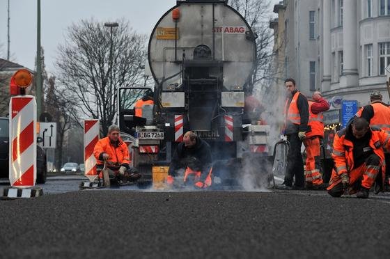 Mit einer neuen Scanner-Technik lässt sich der Zustand von Fahrbahnflächen besser überwachen und Schäden früher erkennen. Dadurch wird die Sanierung einfacher und günstiger.