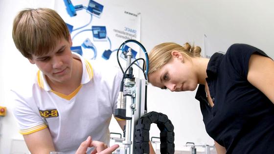 Projekt TecStatt: Technik außerhalb der Schule erlernen.