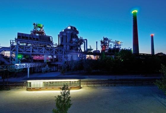 Die Wärme in der Erde des Ruhrgebietes könnte als Energiequelle für Warmwasser genutzt werden, wie hier unter dem früheren Stahlwerk in Duisburg.