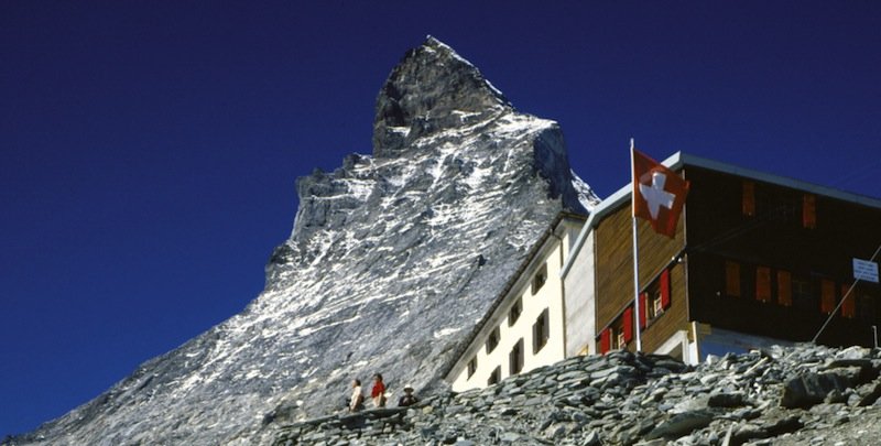 Die Hörnlihütte wird derzeit saniert und soll im Juli 2015 neu eröffnet werden. 