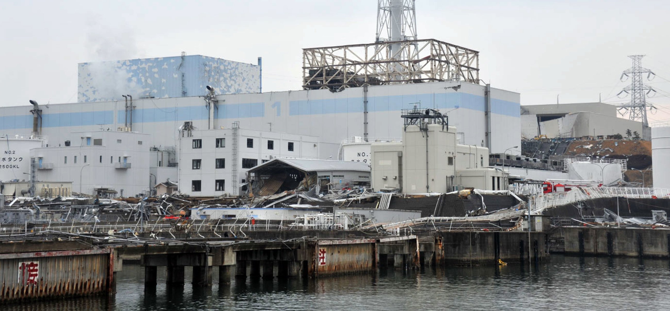 Das havarierte Atomkraftwerk in Fukushima: Seit der Katastrophe ist Japans Abhängigkeit von fossilen Brennstoffen rasant gestiegen. 