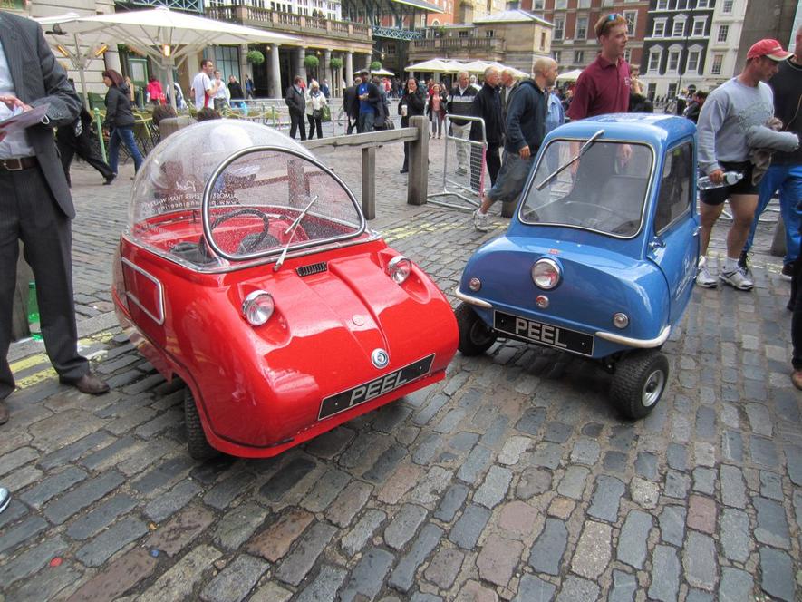 Das kleinste Auto der Welt aus den 60ern haben zwei Engländer wieder aufgelegt