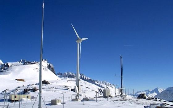 Die Leistungseinbußen aufgrund vereister Windräder schätzen Fachleute auf jährlich 14 bis 20 Prozent. 