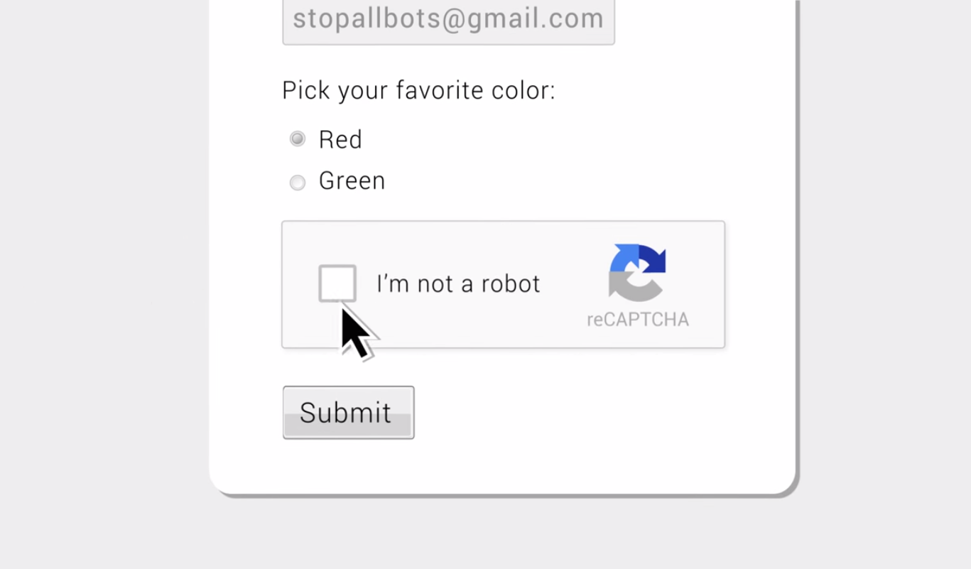 Statt Zeichenrätsel lösen zu müssen, reicht bei Googles reCaptcha der Klick auf das Kästchen „I`m not a robot