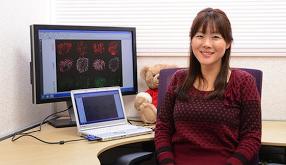 Haruko Obokata: Die junge Wissenschaftlerin vom Riken Center for Developmental Biology im japanischen Kobe hätte ihre Idee beinahe aufgegeben, Zellen mit Hilfe eines einfachen Säurebads zu verjüngen. 