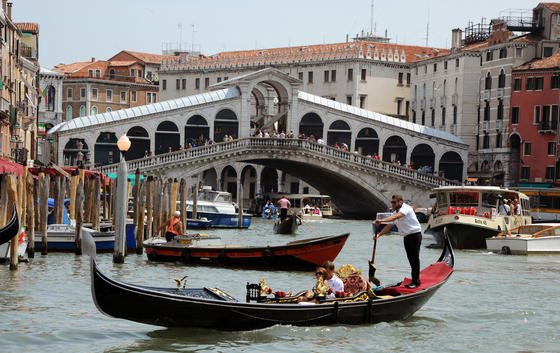 Weltkulturerbestätten wie Venedig sind vom Anstieg des Meeresspiegels betroffen.