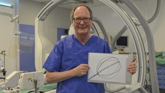 Prof. Dieter Horstkotte, Leiter des Herzzentrums in Bad Oeynhausen, arbeitet bereits mit dem neuen Katheter Firm. Mit ihm und den 3D-Bildern aus dem Computer kann der Kardiologe sogenannte Rotoren, die Quellen der Rhythmusstörungen, schneller finden. 