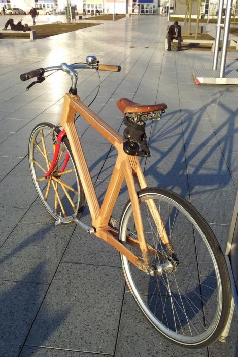 Fällt optisch schon ein wenig ab, das NaWaRo-Fahrrad der TU Berlin.