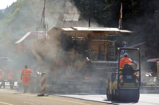 Lignin statt Bitumen: Asphalt soll grüner werden