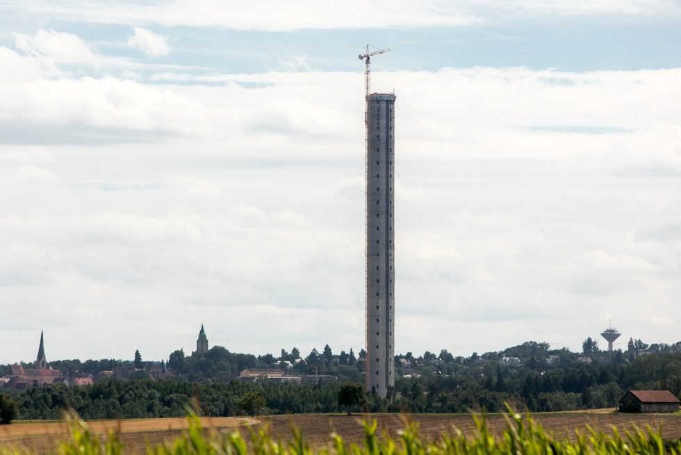 ThyssenKrupp Elevator: Aufzug-Testturm in Rottweil im Rohbau fertig