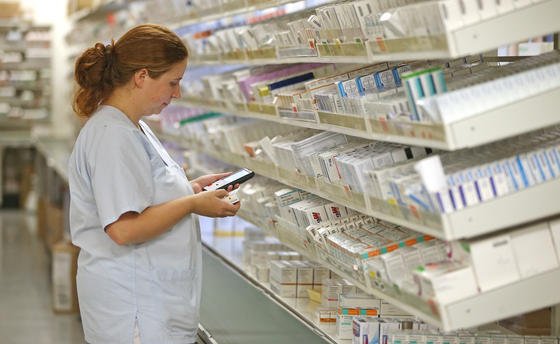 Gute Medikamentenfälschungen sind für Apotheker kaum zu erkennen: Ändern soll das ein winziger fälschungssicherer 3D-Code auf den Tabletten selbst, der sich mit einem Scanner auslesen lässt. 