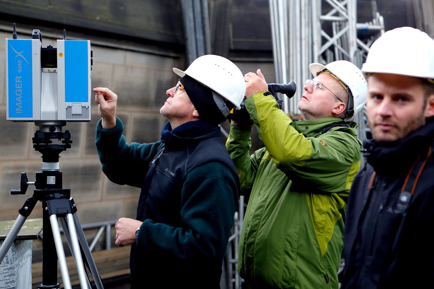 Er ist das Herzstück der Aufnahmen: der extrem leistungsstarke Laserscanner der Firma Zoller & Fröhlich. 