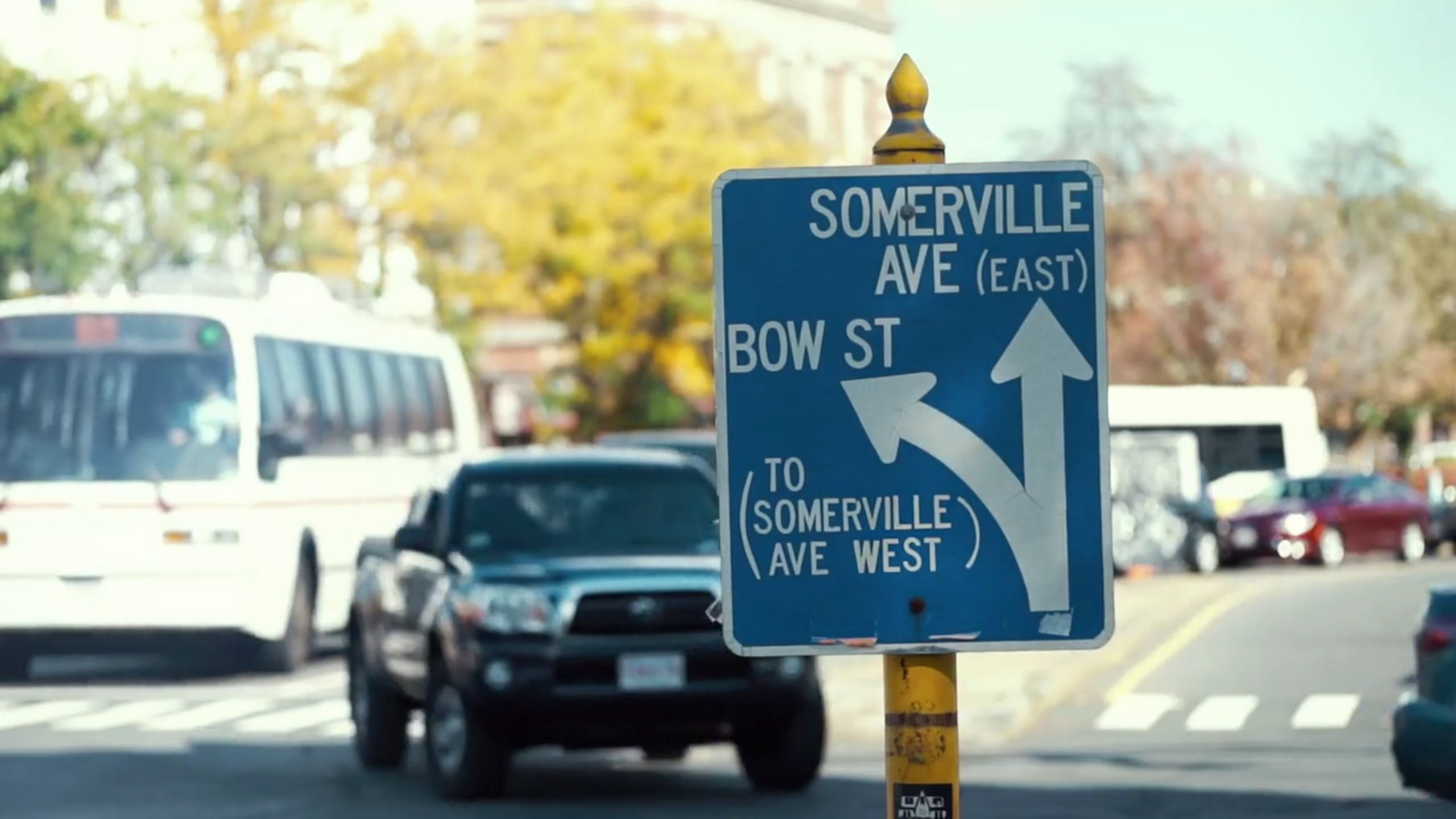 Verkehrsschild in Somerville in der Nähe von Boston in den USA: Hier will Audi Verkehrskonzepte der Zukunft erproben.