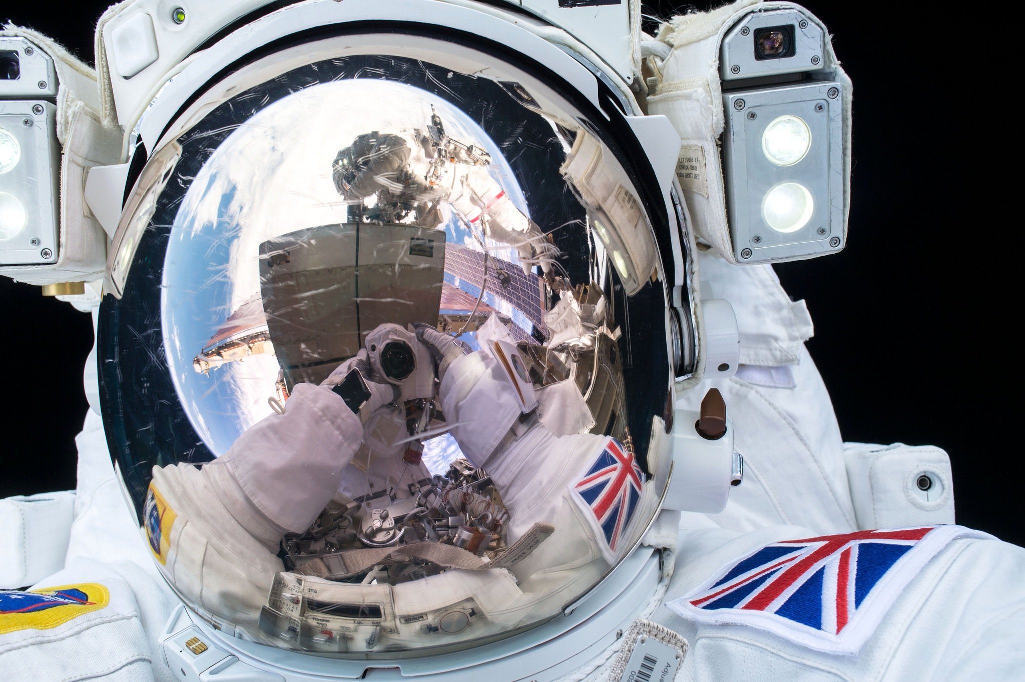 Selfie im All: ESA-Astronaut Tim Peake.