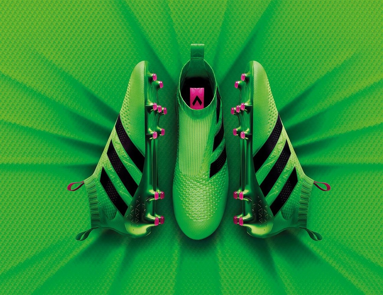 Giftgrün, leicht – und ohne Schnürsenkel: der neue Fußballschuh ACE 16+ Purecontrol von Adidas.