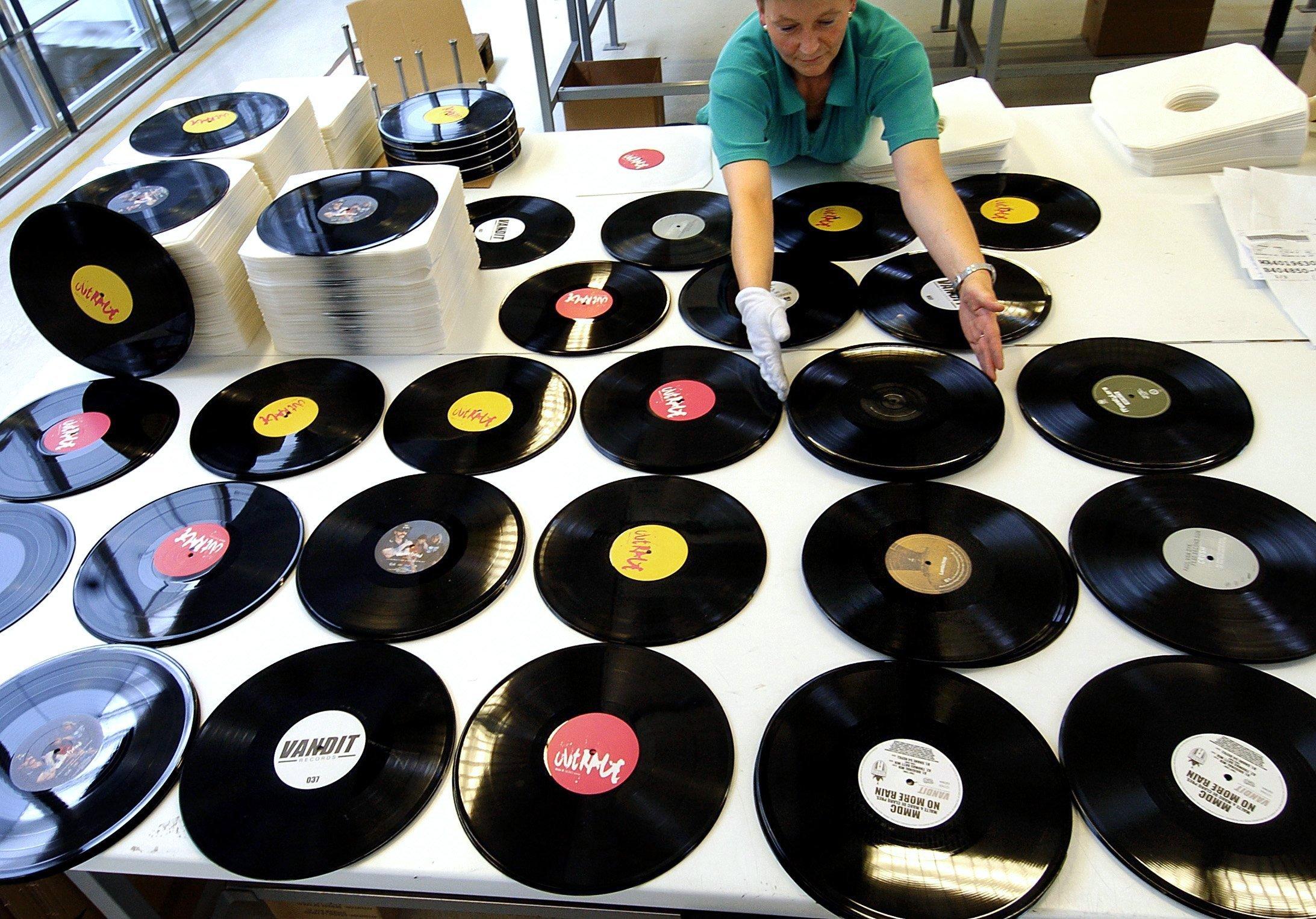 Die Deutschen stehen auf Vinyl. 2014 haben sie 1,8 Millionen Schallplatten gekauft – so viel wie zuletzt 1992. 