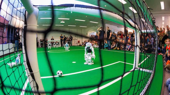 Fußball der anderen Art: Im niederländischen Eindhoven kämpften am Sonntag Roboter um den Europameisterschaft-Titel.