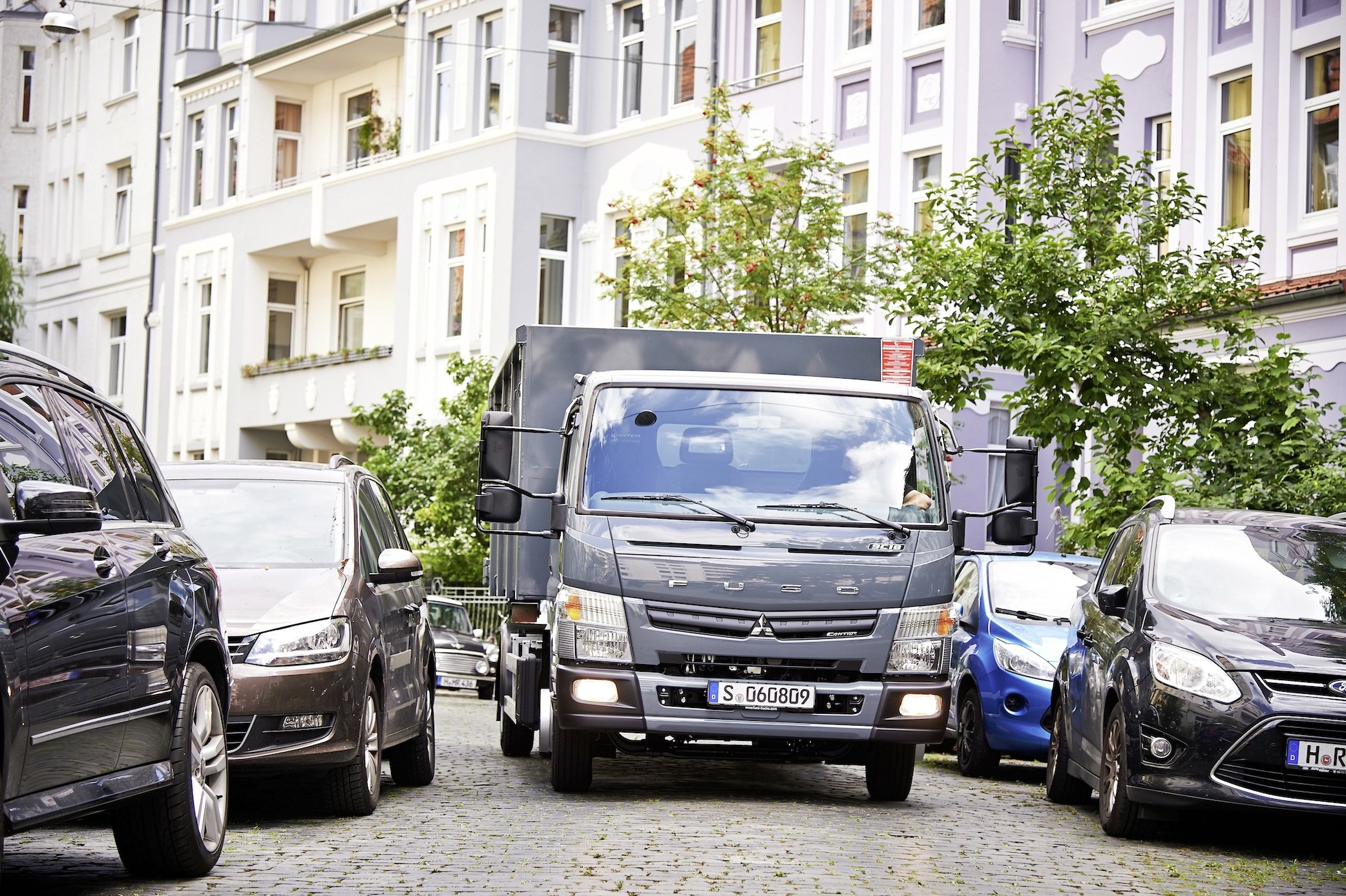 Der Logistiker Hermes setzt zwei Sechstonner mit Elektroantrieb in der Paketzustellung ein.