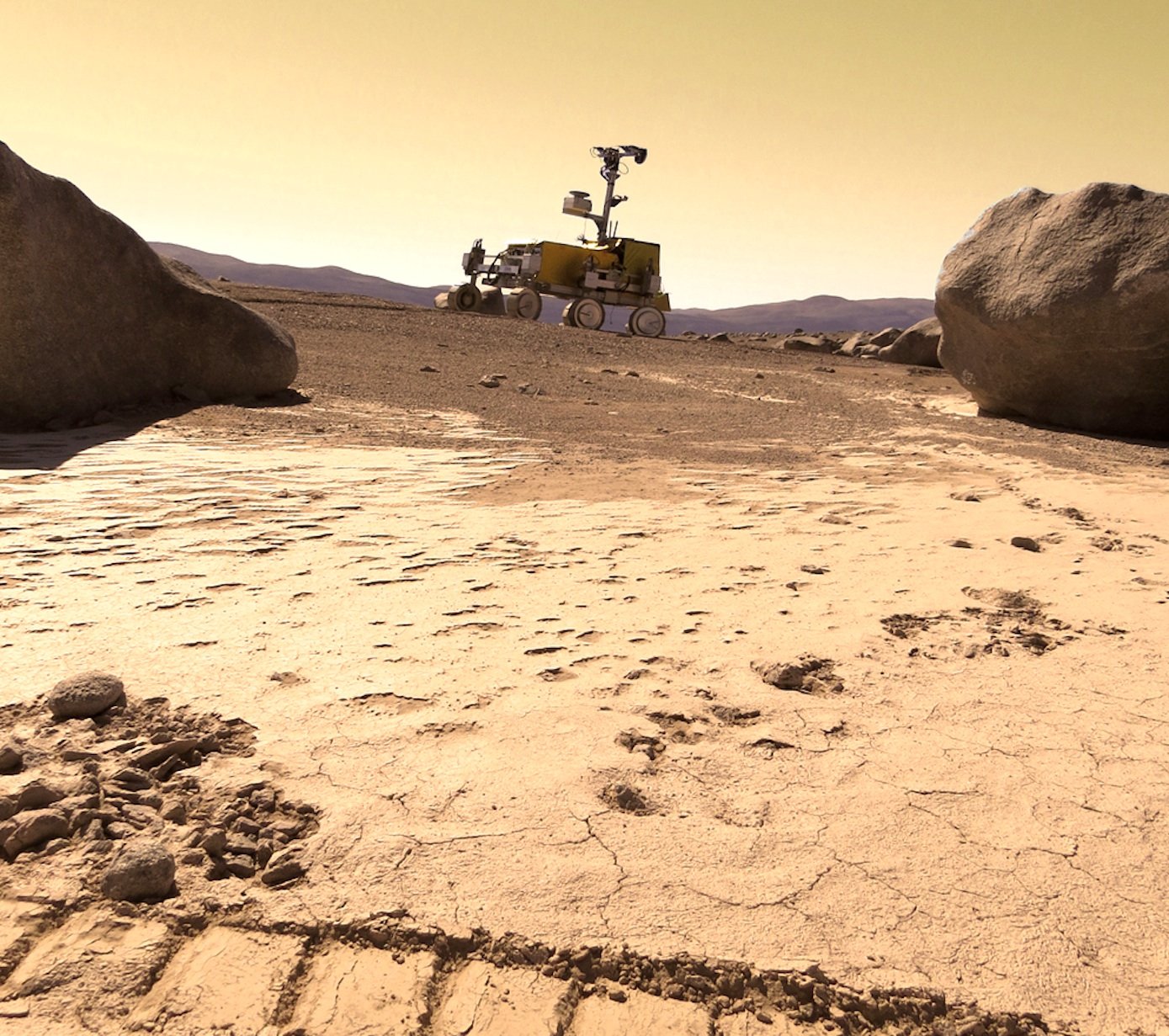 Der Mars-Rover Bridget wurde schon Ende 2013 in der chilenischen Atacama-Wüste getestet, deren Beschaffenheit ebenfalls der Mars-Oberfläche ähnelt.