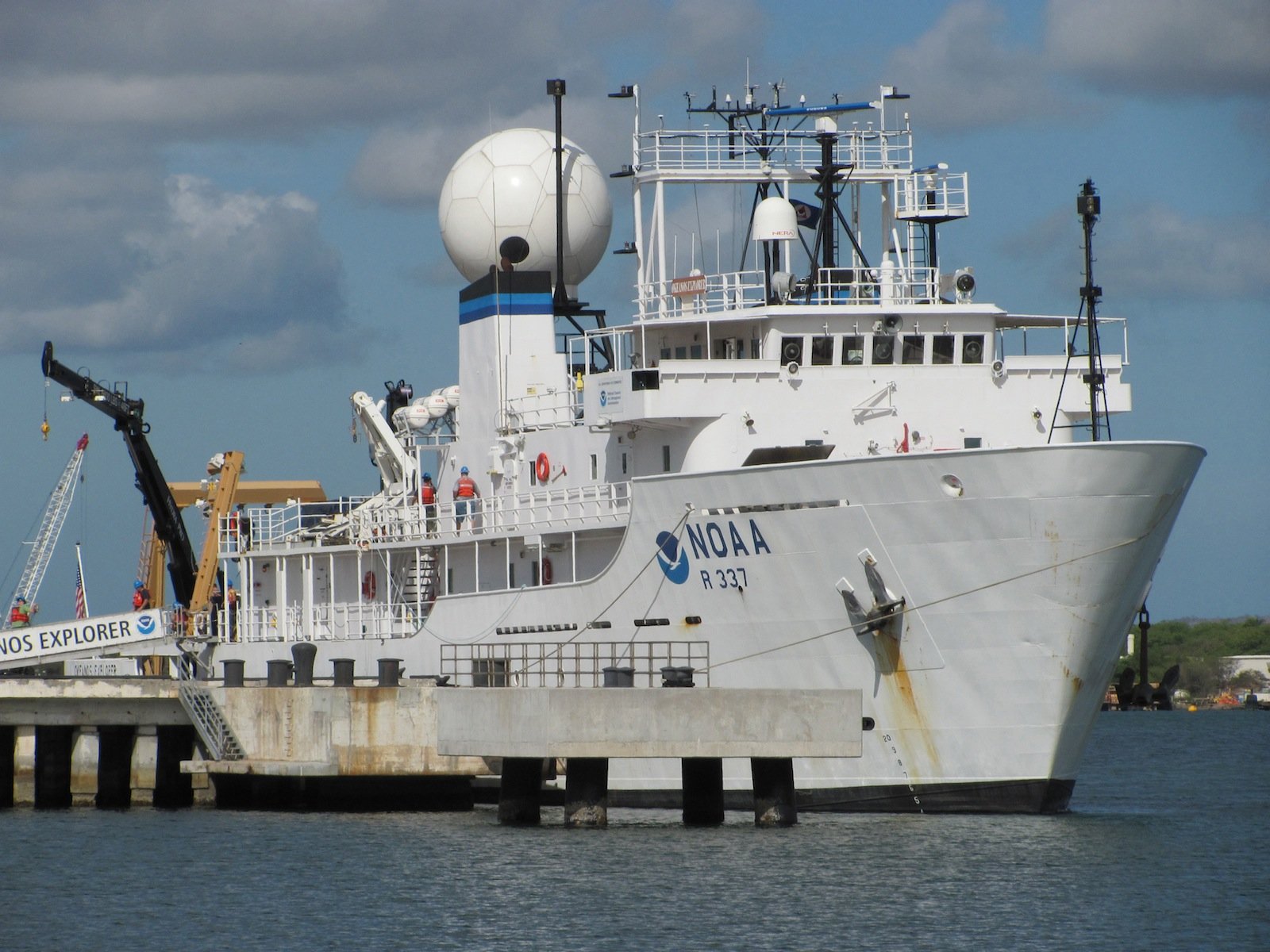 Noch bis Juli ist das Forschungsschiff Ocean Explorer auf Expedition im Marianengraben. Und schickt D2 in die Tiefen des Meeres, um bislang unbekannte Lebewesen zu entdecken und zu filmen. 