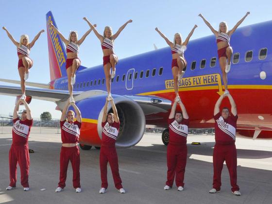 Cheerleader der amerikanischen Billigfluggesellschaft Southwest: Billigflieger haben im vergangenen Jahr 1,1 Milliarden Passagiere befördert.