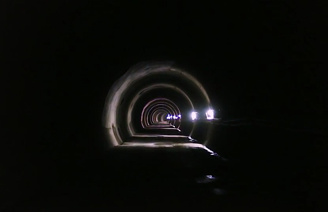 Für ihren Druckluftspeicher nutzen Ingenieure der ETH Zürich einen alten Versorgungstunnel, durch den der Abraum des Gotthardbasistunnels ins Freie geschafft wurde.