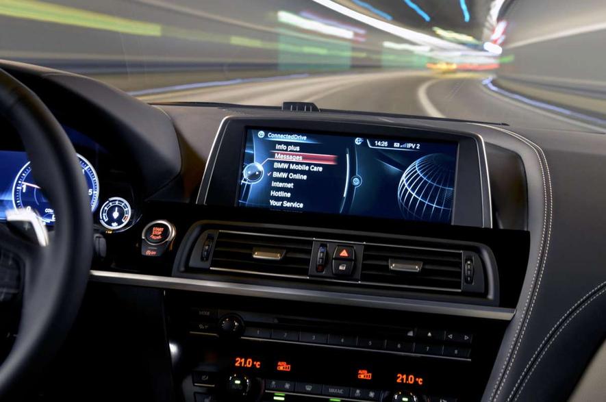 Connected Drive von BMW: Inzwischen entstehen beim Autofahren zahlreiche sensible Daten. Nicht immer ist deren Anonymisierung garantiert.