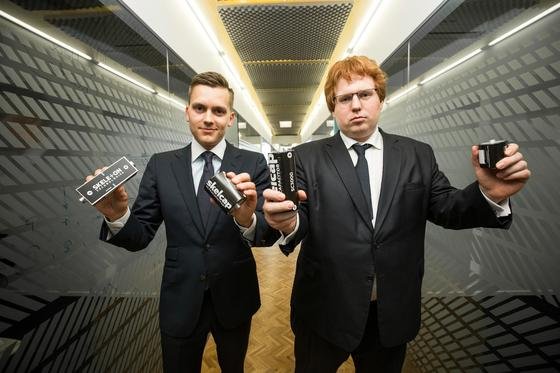 Skeleton-Gründer Oliver Ahlberg (l.) und Taavi Madiberk: Das Unternehmen will in Deutschland eine Produktion für Ultrakondensatoren aufbauen.