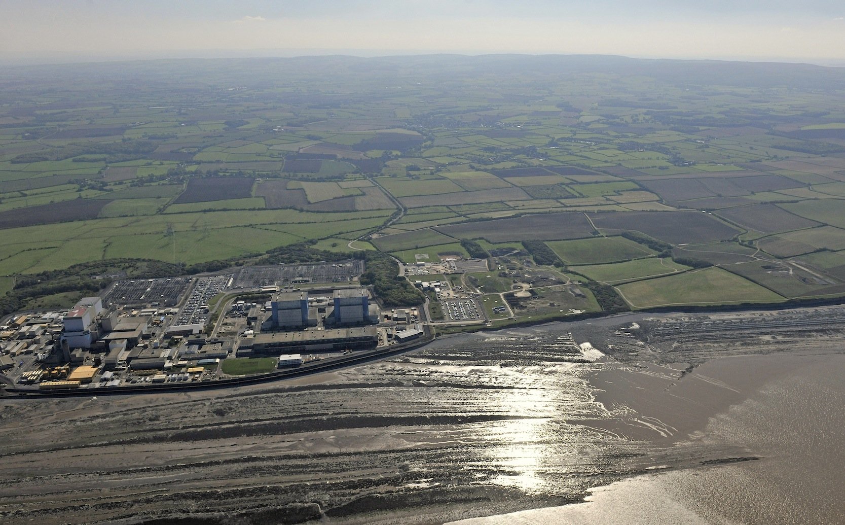 Luftbild von Hinkley Point aus dem Jahr 2011: Die neuen Reaktoren sollen die Kohlekraftwerke in Großbritannien ersetzen.