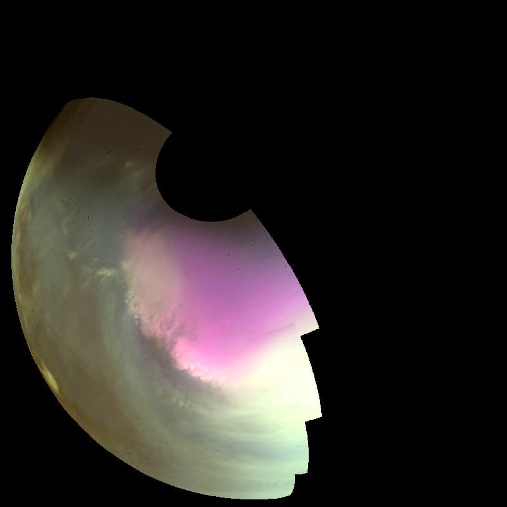 UV-Aufnahmen am Südpol haben während des herannahenden Mars-Frühlings Ozon sichtbar gemacht. 