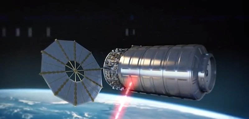 Cygnus in sicherer Entfernung von der ISS: An Bord einer Raumstation brennt ein Feuer deutlich schwächer als am Boden und die Ausbreitung ist stark verlangsamt, örtlich wird es aber viel heißer.