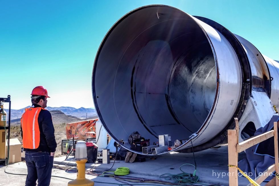 Hyperloop One eröffnet erste Teststrecke für Überschallzug