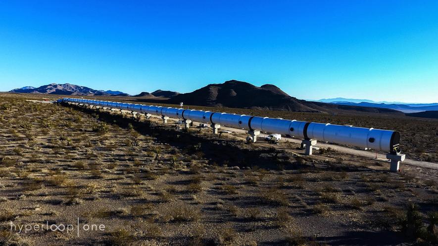 Hyperloop One eröffnet erste Teststrecke für Überschallzug