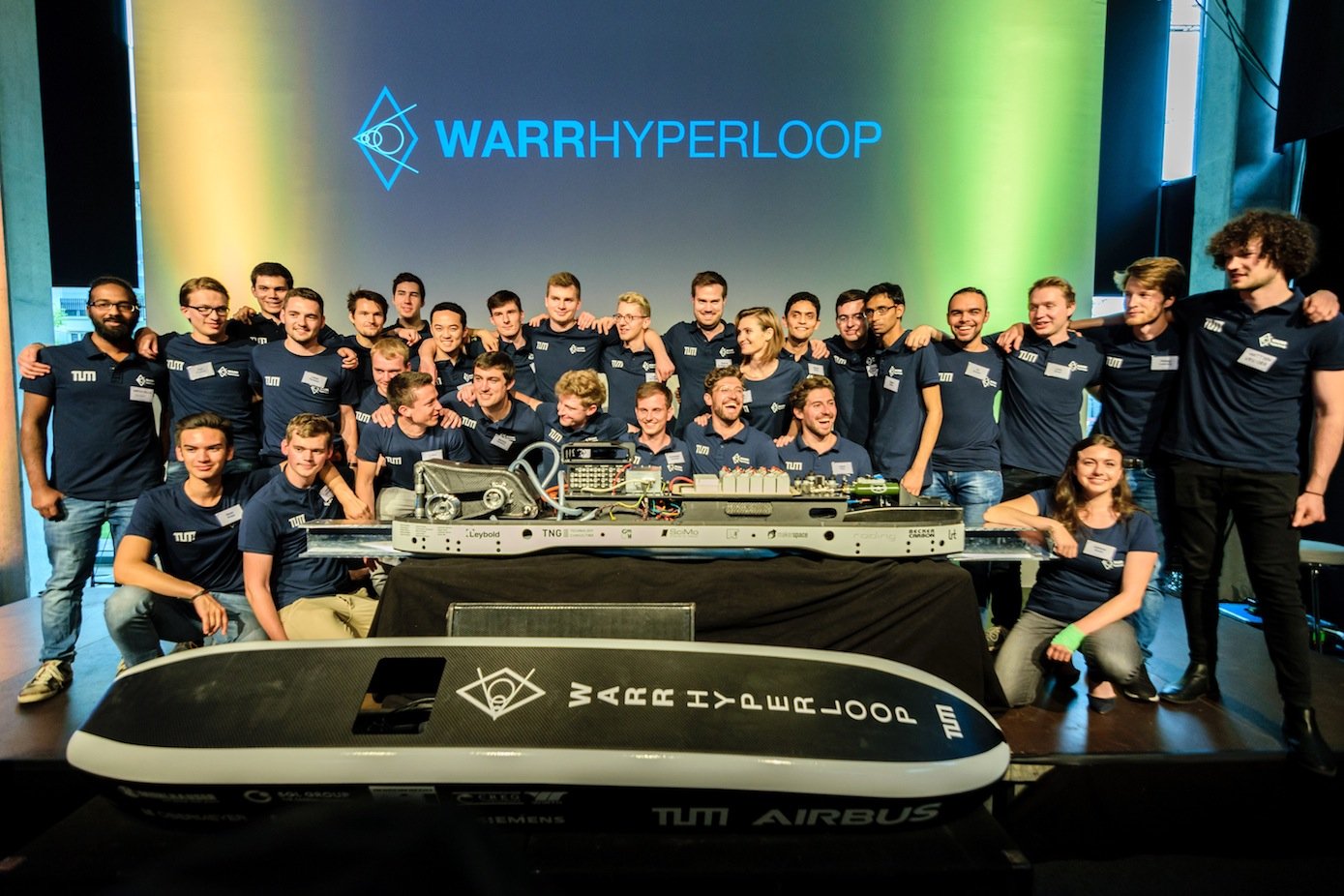 Das Hyperloop-Team der TU München besteht aus 30 angehenden Ingenieuren.