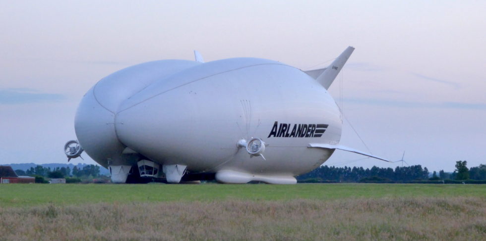 Der Airlander soll in anderthalb Jahren wieder einsatzfähig sein. Im November 2017 war das größte Hybrid-Luftschiff der Welt am Boden verunglückt.