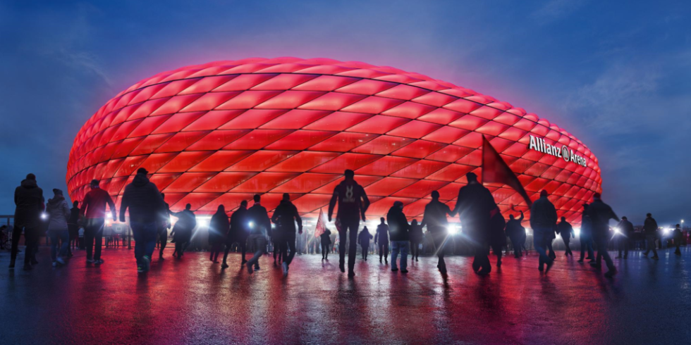 Im Stadion des FC Bayern München bekommt der Rasen zu wenig Licht. Der Club und Siemens wollen den Zustand des Rasens mit Sensoren überprüfen und über das IoT-Betriebssystem Siemens MindSphere steuern.