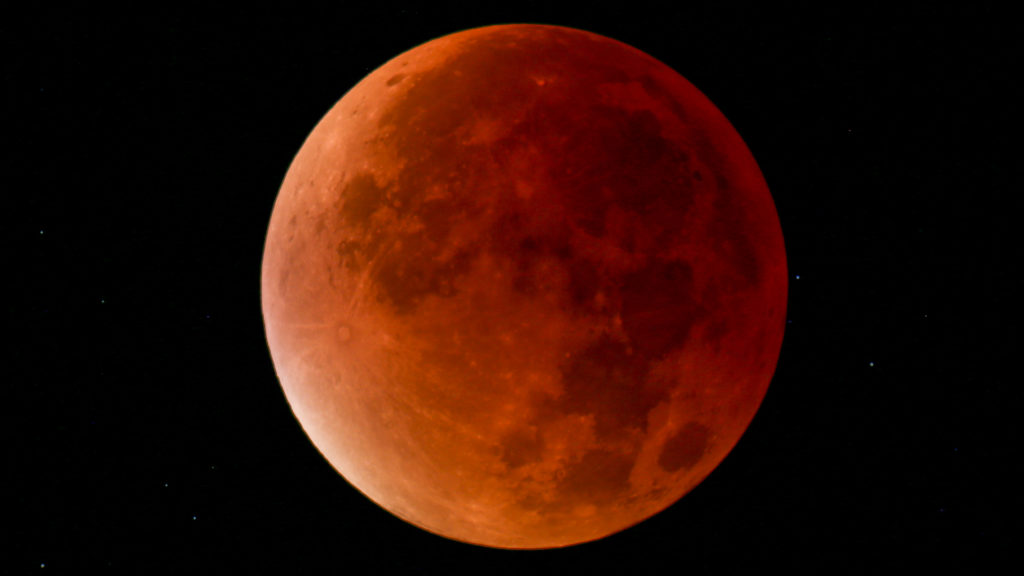 Längste Mondfinsternis des Jahrhunderts: Blutmond in Spielfilmlänge