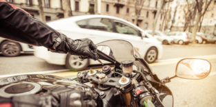 Motorrad im Stadtverkehr