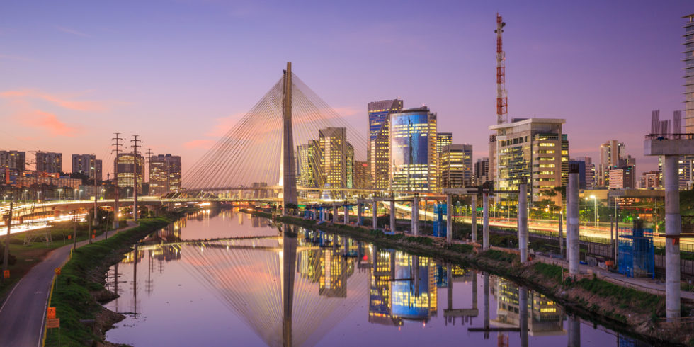 Blick auf Sao Paulo und die Ponte Estaiada Octávio Frias de Oliveira