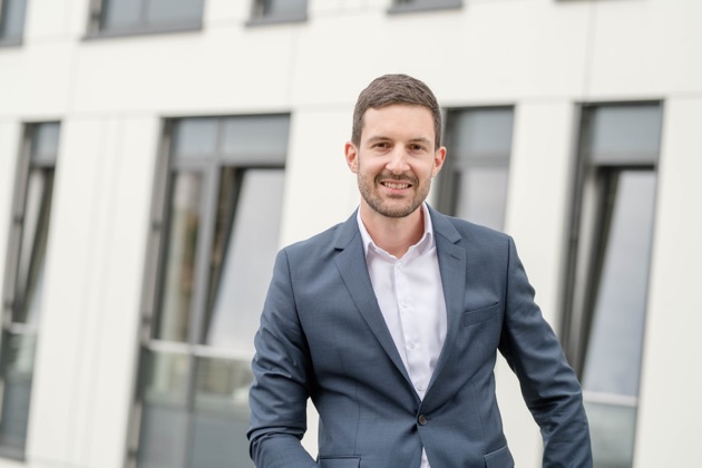 Hendrik Hildebrandt ist Leiter der Arbeitsgruppe Beobachtende Kosmologie an der Ruhr-Uni Bochum. Foto: RUB, Marquard