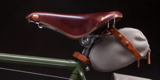 Fahrradsattel mit Tasche