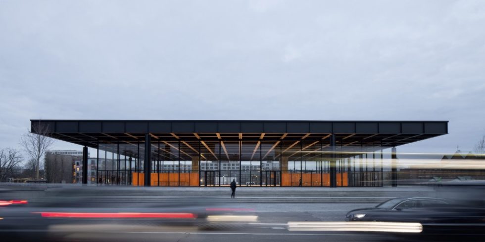 Die Neue Nationalgalerie ind Berlin wurde denkmalgerecht saniert. Foto: BBR / Thomas Bruns / Ludwig Mies van der Rohe