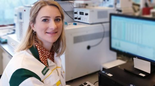 Deborah Gernat, Doktorandin im Bereich Biotechnologie an der TU Delft. Foto: TU Delft