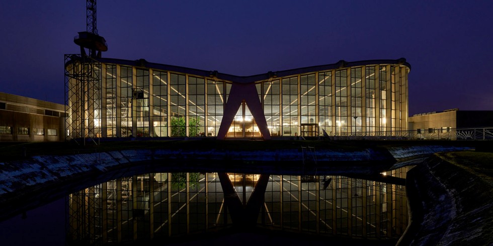 Abgesehen von der aktuellen Anerkennung als „Historisches Wahrzeichen der Ingenieurbaukunst in Deutschland“ ist es ruhig geworden um die Sendehalle im Saarland. Foto: Marco Kany