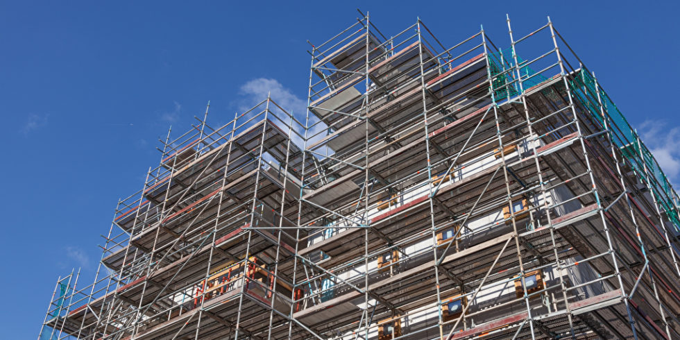 Der Bauboom und  knappe Rohstoffe treiben die Preise fürs Bauen - und es gibt noch weitere Gründe. Foto: Panthermedia.net/Philipus 